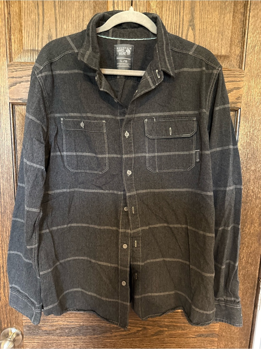 Mountain Hardwear Charcoal Plaid Button-Up Shirt NWOT Large